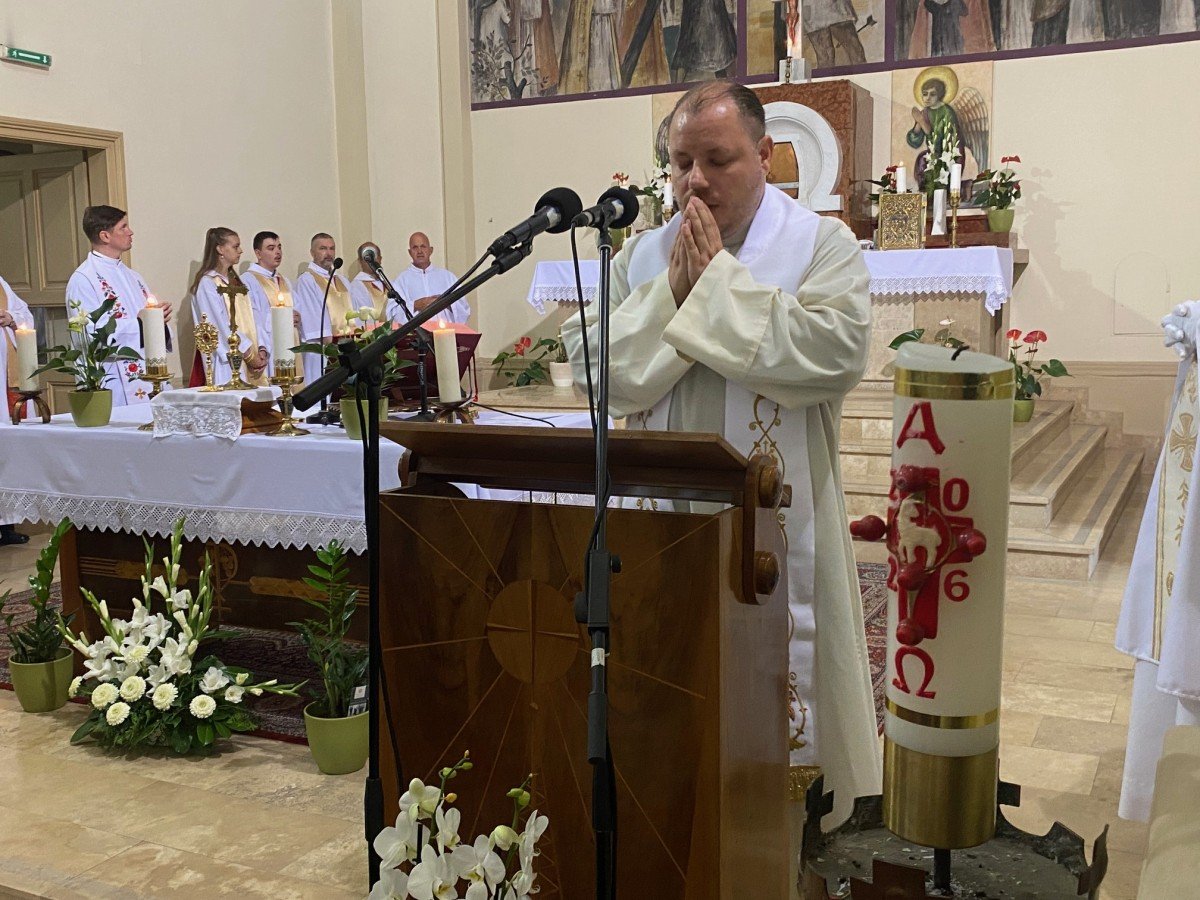 Krisztushoz szeretném vezetni a rám bízottakat  Darnai János a Szent Anna Plébánia új kormányzója